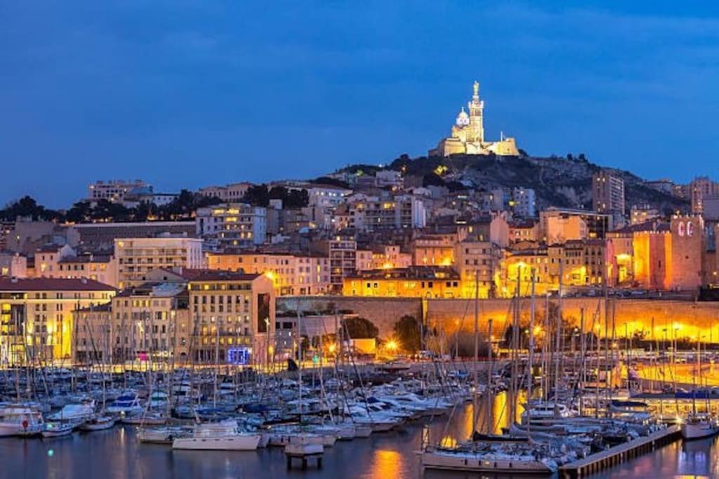 Logement Tres Chaleureux A Marseille Exterior photo
